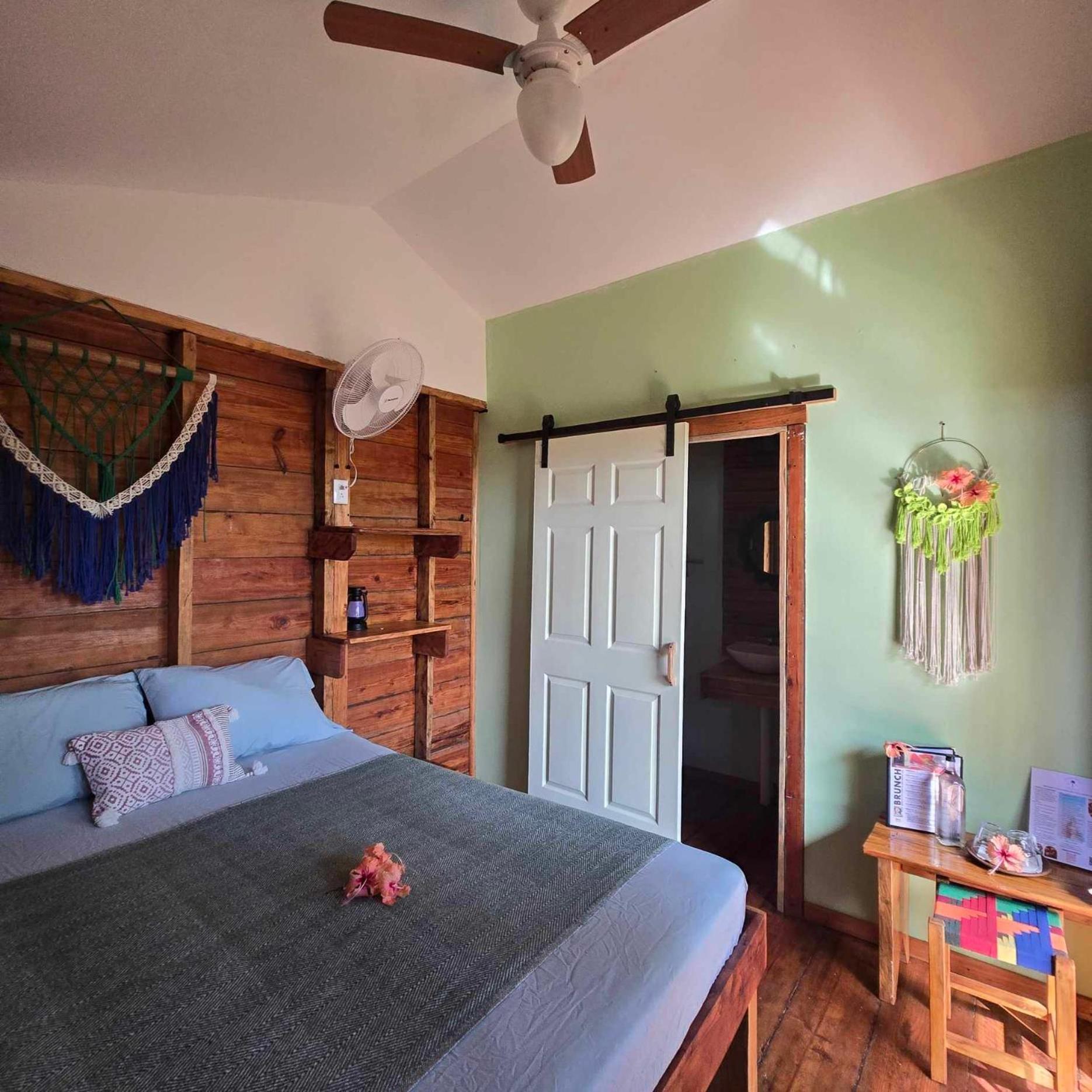 Отель The Lighthouse Retreat, Little Corn Island, Nicaragua Экстерьер фото